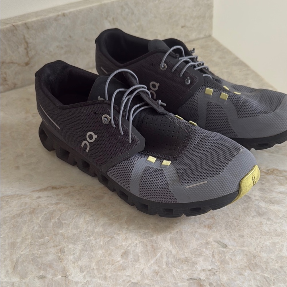 On Running Gray and Black Athletic Shoes with Rugged Outsole